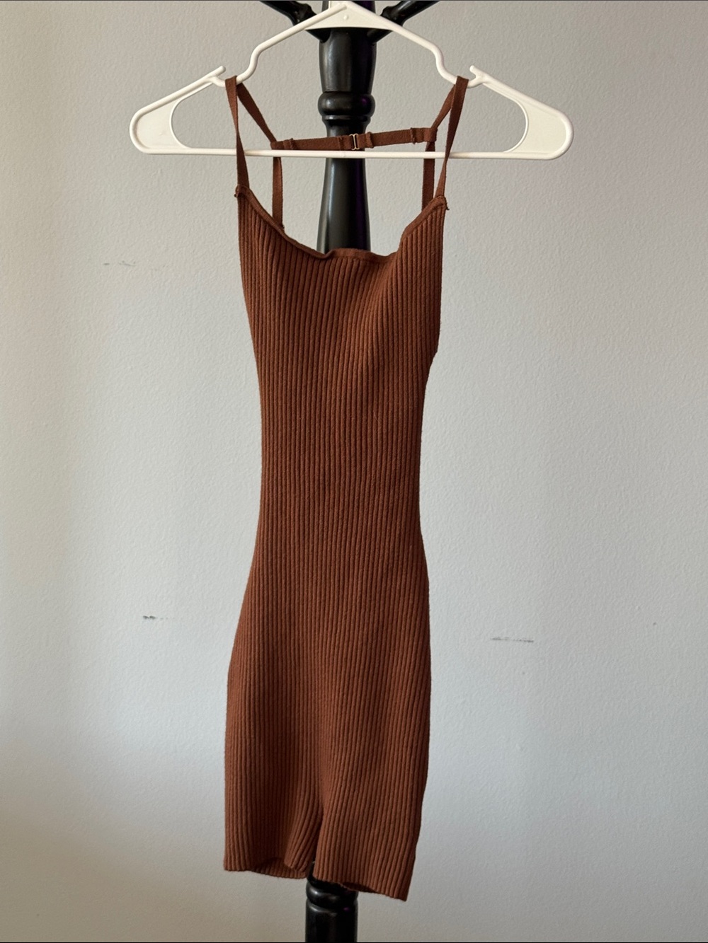 Ribbed Knit Brown Jumpsuit with Adjustable Straps 6.T